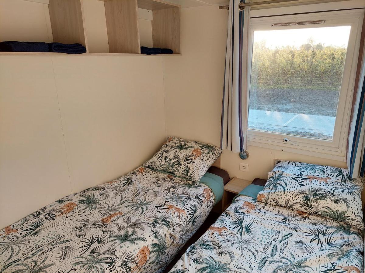 Chalet Elstar Hengstdijk ภายนอก รูปภาพ